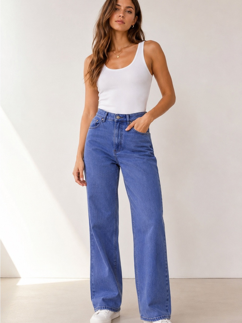 Everlane Wide-Leg Jeans in Medium Blue